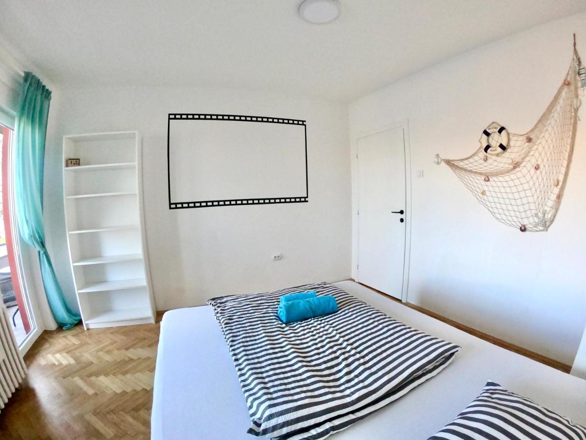 Best View Apartment โนวีซาด ภายนอก รูปภาพ